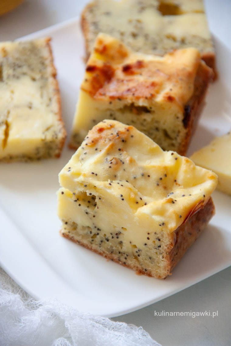 Ciasto cytrynowo-makowe z masa serowa
