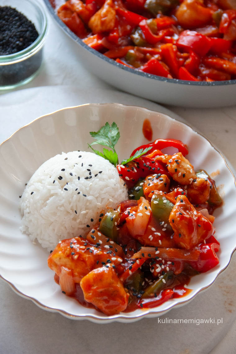 kurczak w sosie słodko-kwaśnym