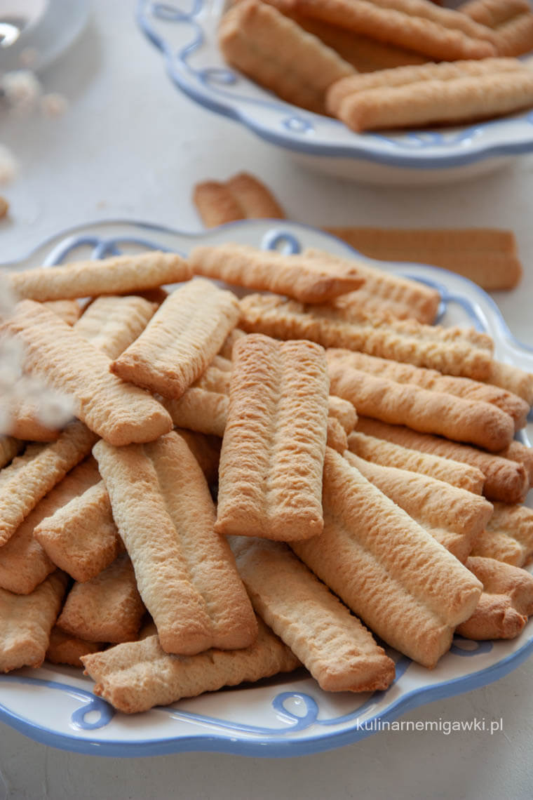 Kruche ciasteczka z maszynki